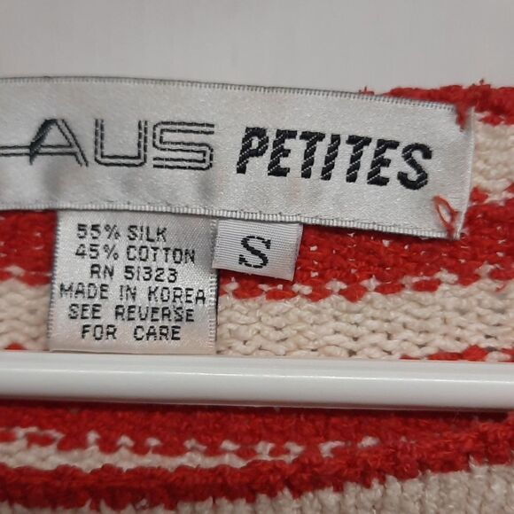 Top  - Picture 2 of 2